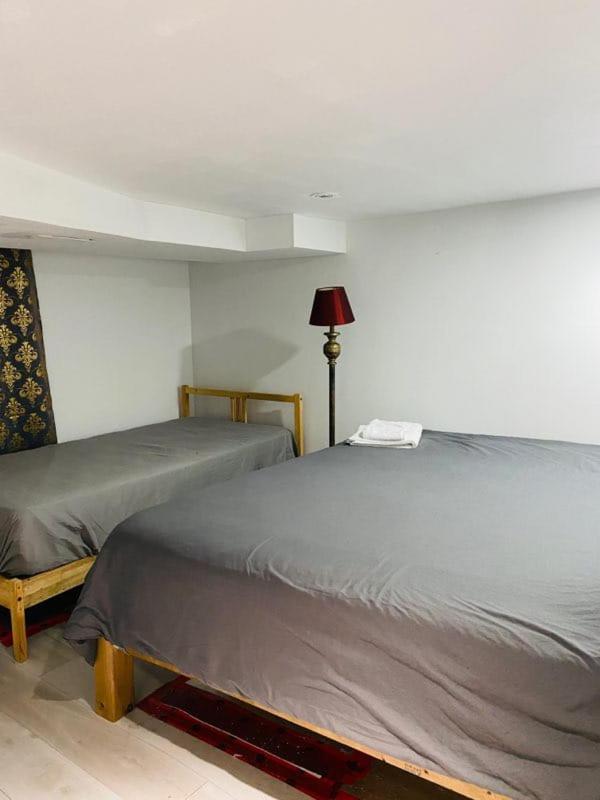 تورونتو Lovely II Space Share A Room East York Canada المظهر الخارجي الصورة